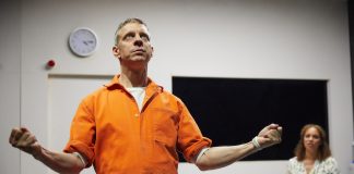 Building the Wall Building the Wall By Robert Schenkkan at the Park Theatre Directed by Jez Bond Cast: Angela Griffin and Trevor White