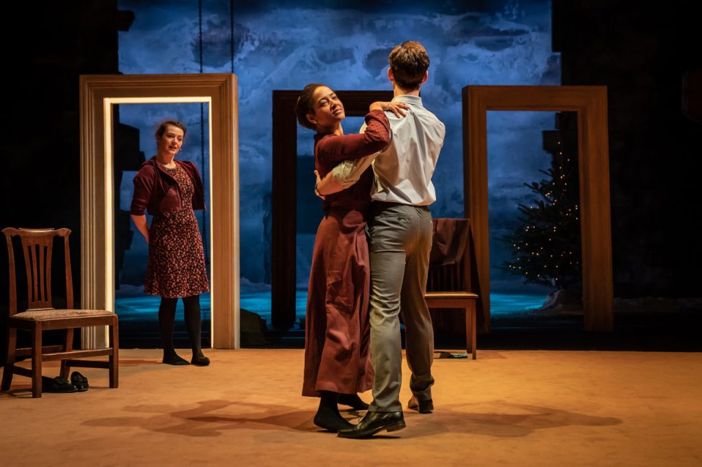 (l-r) Anna Russell-Martin, Amaka Okafor and Luke Norris in Nora: A Doll's House (c) Marc Brenner