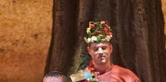 Richard III – review Richard III Adjoa Andoh & Daniel Haw ksford Photo © Manuel Harlan