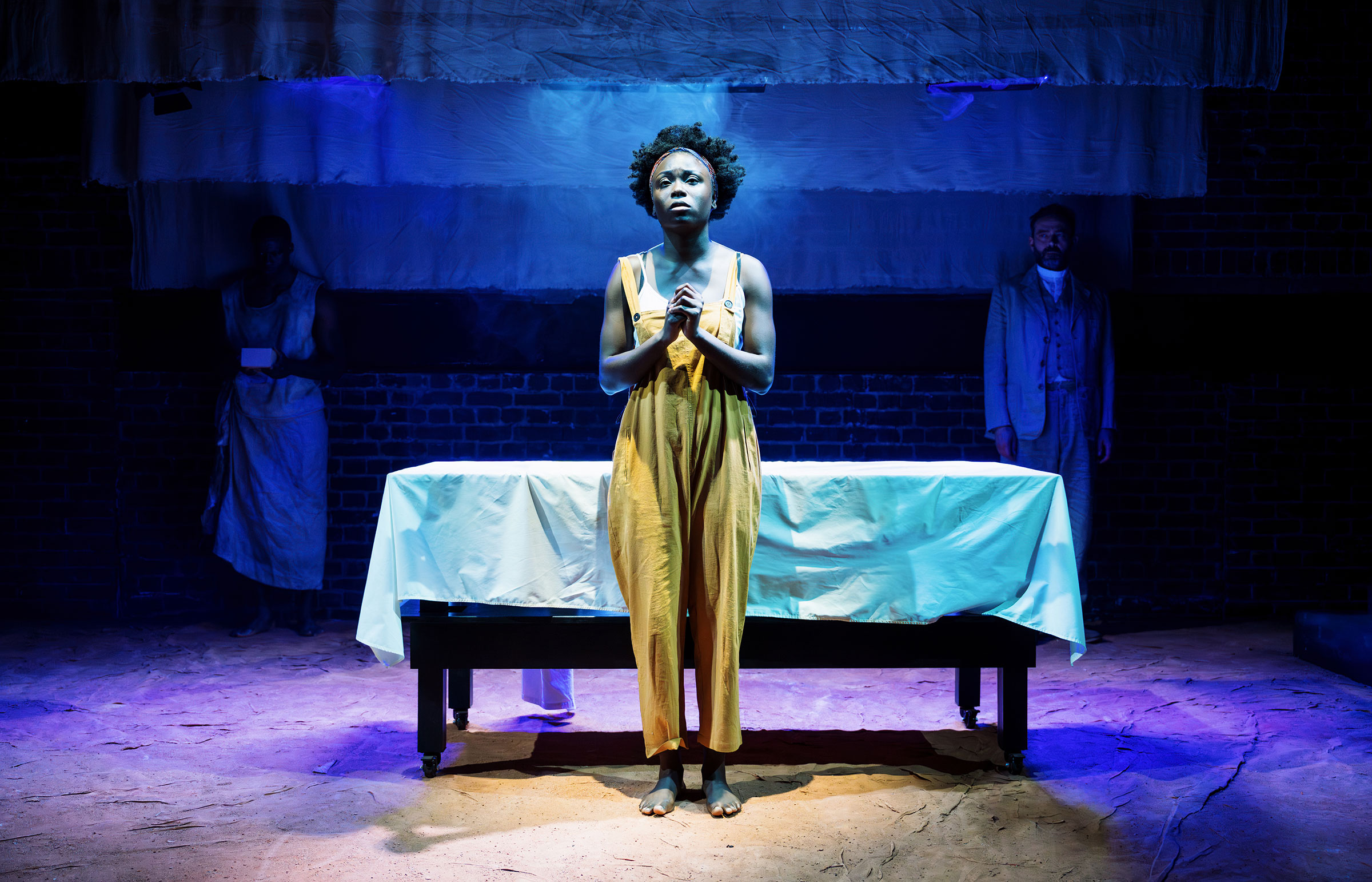 Possession, Arcola Theatre - Photo Alex Brenner