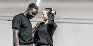 Inside the rehearsal room – The Effect, National Theatre Paapa Essiedu (Tristan) and Taylor Russell (Connie) in rehearsal for The Effect at National Theatre. Image credit Marc Brenner