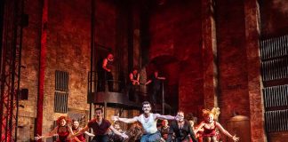 Kiss Me, Kate by Cole Porter – review The company of Kiss Me Kate. Photo by Johan Persson