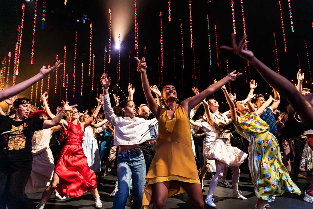 The Black Saint and The Sinner Lady (c. Jesse Olu Ogunbanjo)