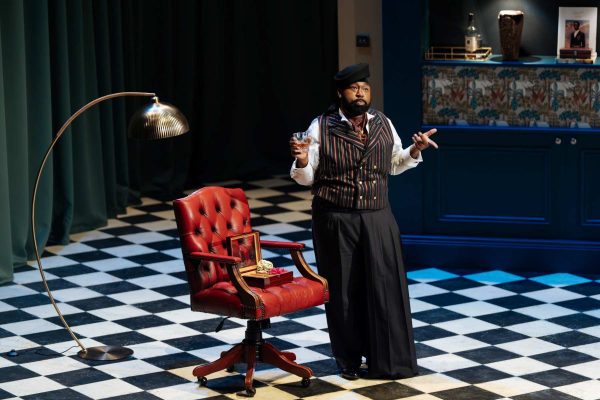 An Ideal Husband by Oscar Wilde – review